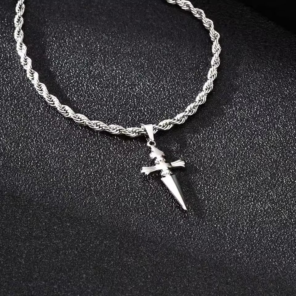 Judgment dagger Pendant